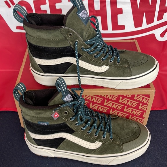 Vans Sk&-Hi Mte-2
Utility Pop Grape Leat
VNOA5HZZ50K
WMNS boots - sneakers - Picture 2 of 16